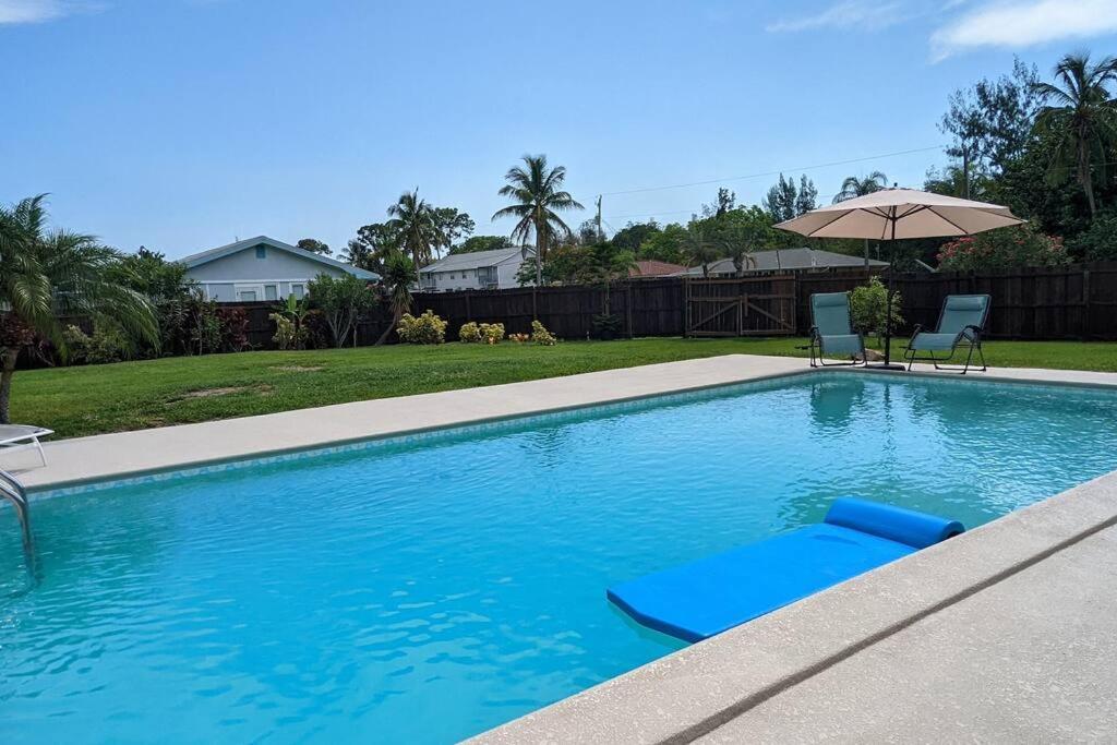 Pool Home On The Bay, Large Private Yard Near Ami 布雷登顿 外观 照片